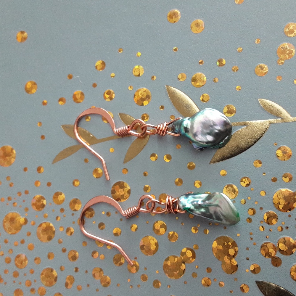 High luster keshi pearl earrings